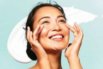 5 Habits to Adopt in 2022 For Better Skin
